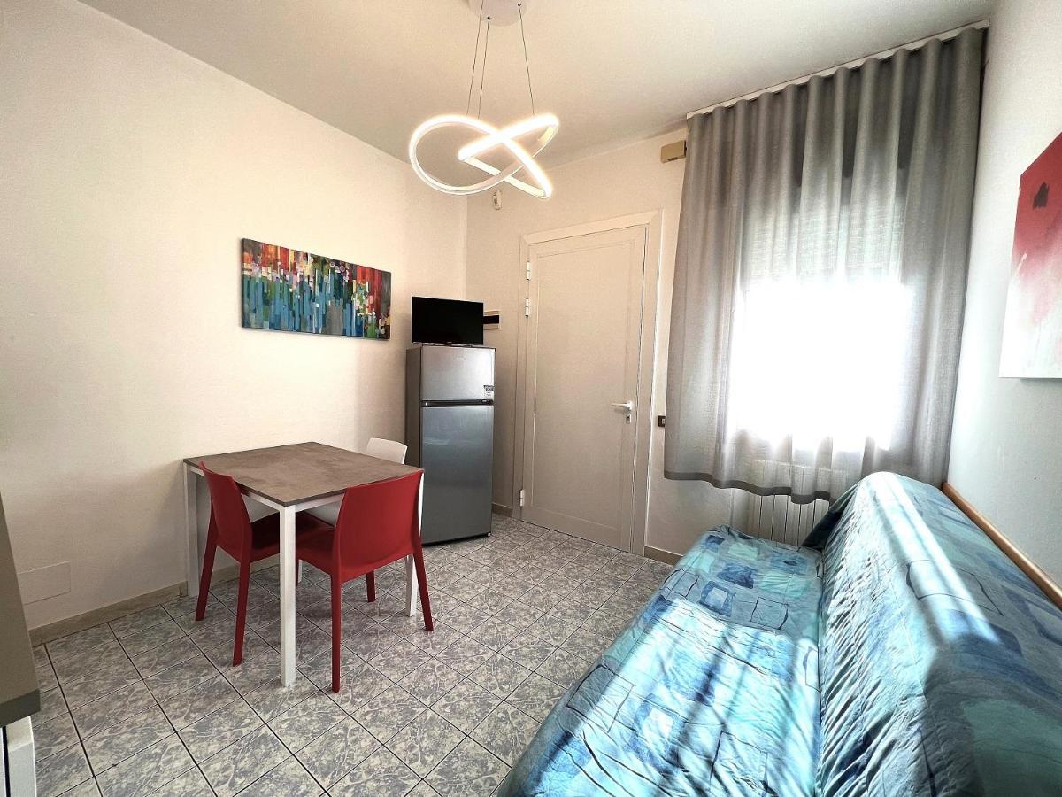 Zzznon Attivo Ex Dl5 E Dl6 Lejlighed Lido di Jesolo Eksteriør billede