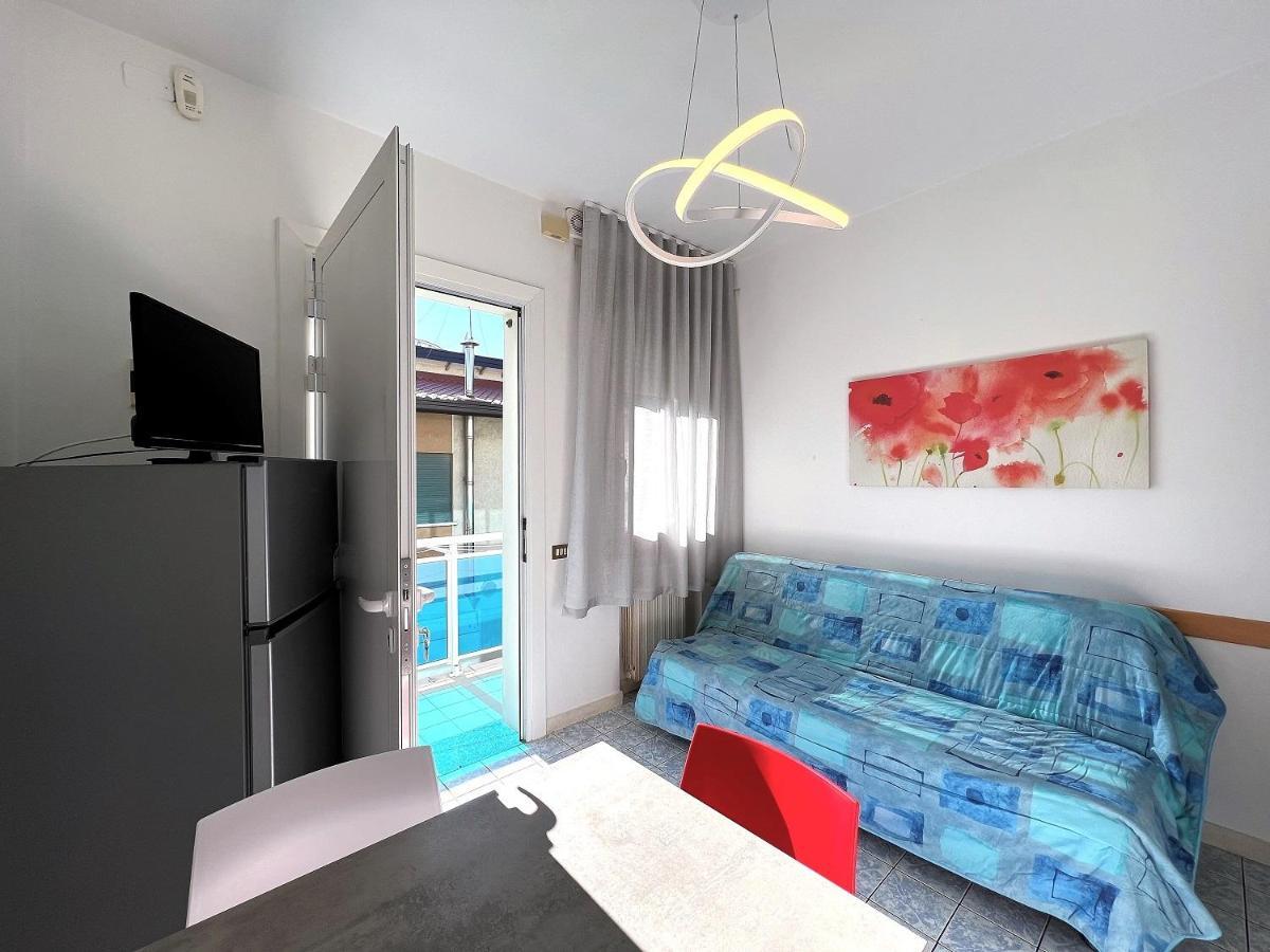 Zzznon Attivo Ex Dl5 E Dl6 Lejlighed Lido di Jesolo Eksteriør billede