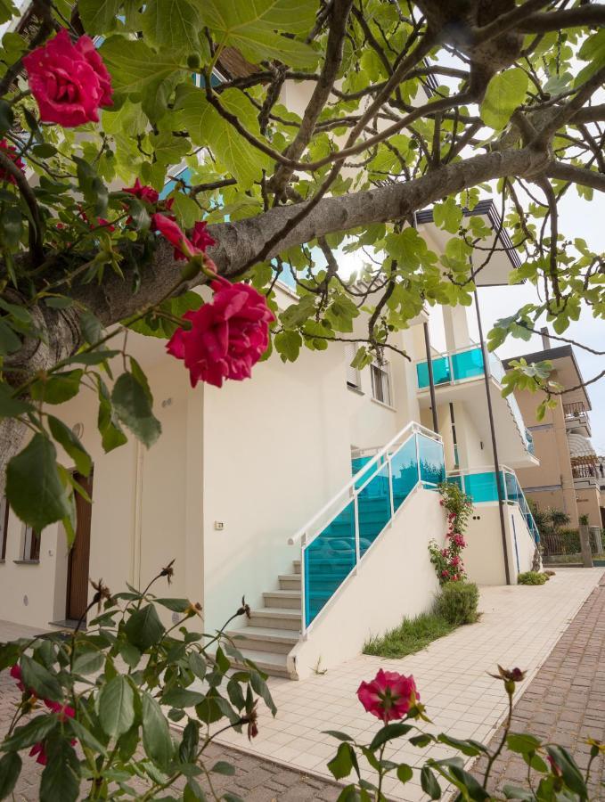 Zzznon Attivo Ex Dl5 E Dl6 Lejlighed Lido di Jesolo Eksteriør billede